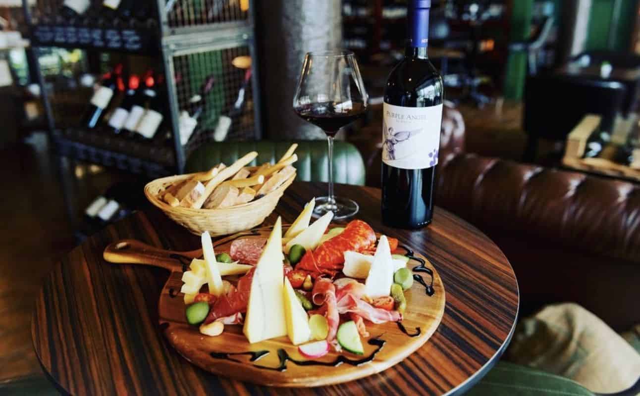 Enjoy European, French, Bars & pubs, Wine bar, Wheelchair accessible, Table service, $$, Groups and Wine bar cuisine at Traders Wine Bar in Tower Hill, London