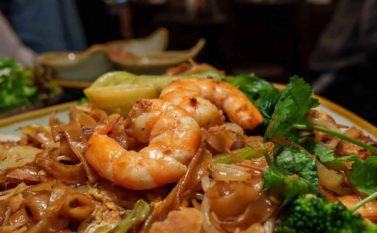 Enjoy Vietnamese, Halal, Vegan options, Restaurant, Late night, Free wifi, $$, Groups and Families cuisine at Huong Viet in Shoreditch, London